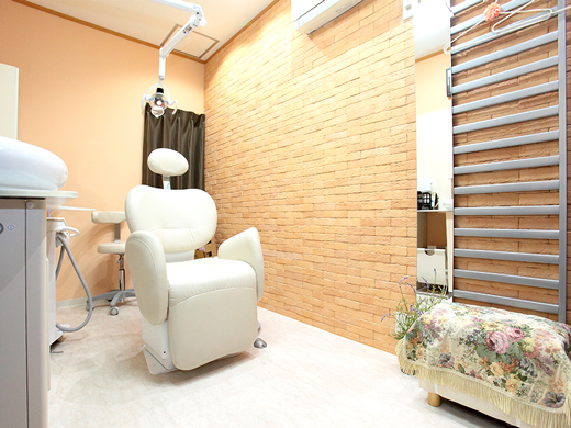 西川歯科医院ホワイトニング　クリーニング専用の個室